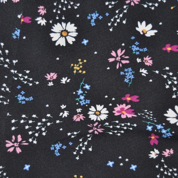 NEW Black Floral Ruffle Short Sleeve Dress sz S/M - Picture 3 of 8